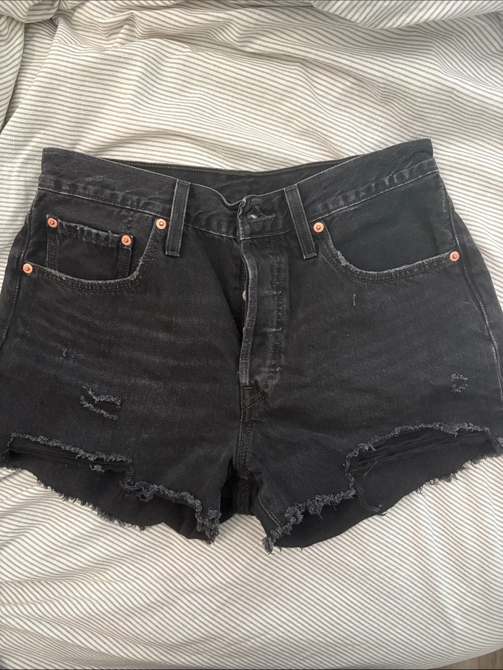 Black Levi’s Denim Shorts